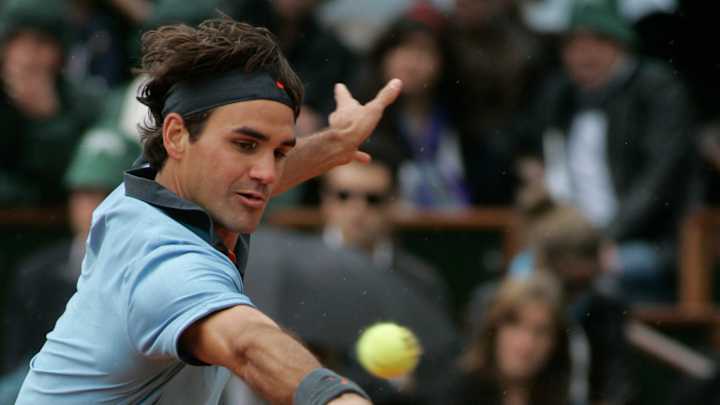 Rain stops Roger Federer's comeback at Mercedes Cup