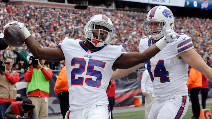 Bills DT Dareus, RB McCoy questionable vs. Rams