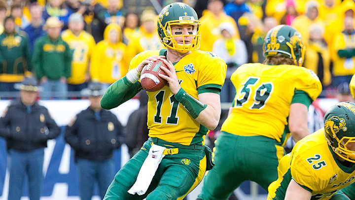 Eagles select QB Carson Wentz with No. 2 pick in 2016 NFL draft