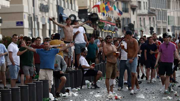 England fans continue rioting in France ahead of Euro 2016 match England fans continue rioting in France ahead of Euro 2016 match