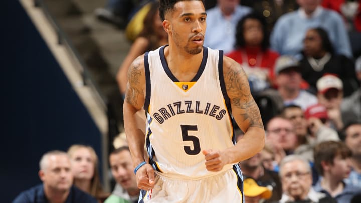 AP Source: Grizzlies sending Lee to Charlotte in 3-team deal