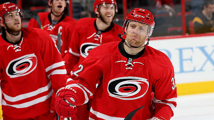 Watch: Hurricanes’ Kris Versteeg scores flukiest goal of the season Watch: Hurricanes’ Kris Versteeg scores flukiest goal of the season