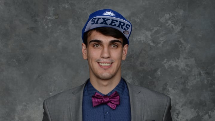 76ers sign prospect Saric 2 years after draft-night trade