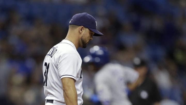 Perez's homer lifts Royals to 3-2 win over Rays