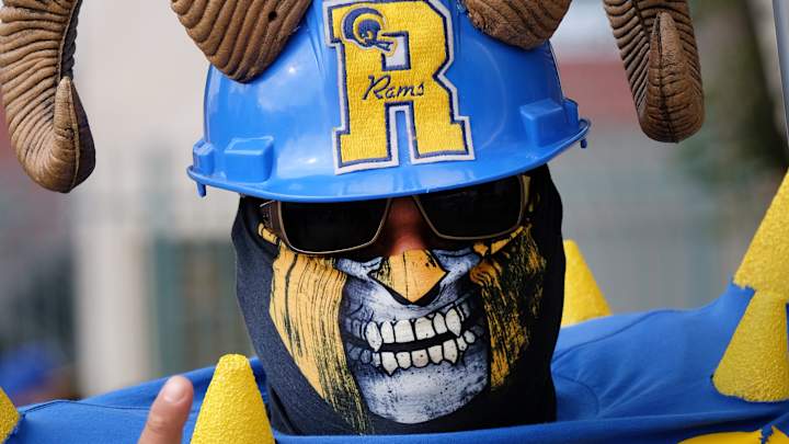 LA's NFL fans have unified hope, divided loyalties