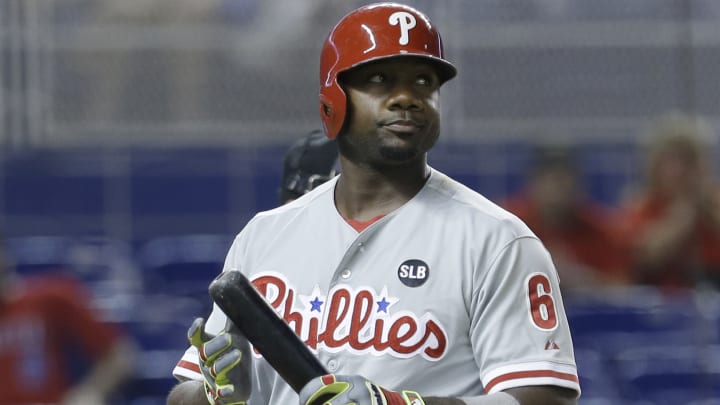 Phillies decline options on Ryan Howard, Charlie Morton