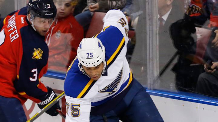 Backes, Tarasenko score; Blues hold off Panthers 5-3