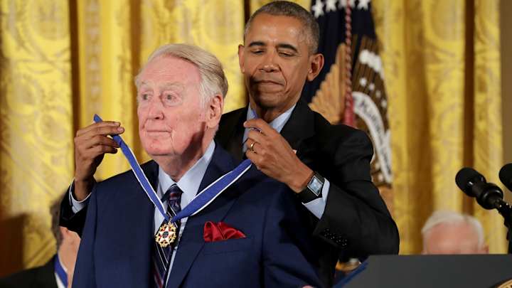 Watch: Obama jokes about having Vin Scully call Medal of Freedom ceremony