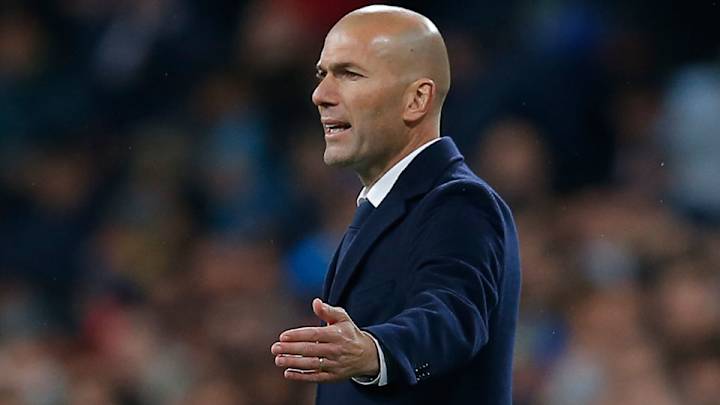 Zinedine Zidane rips his Champions League pants–again Zinedine Zidane rips his Champions League pants–again