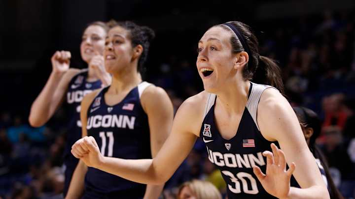 Stewart has leading role in star-studded women's Final Four