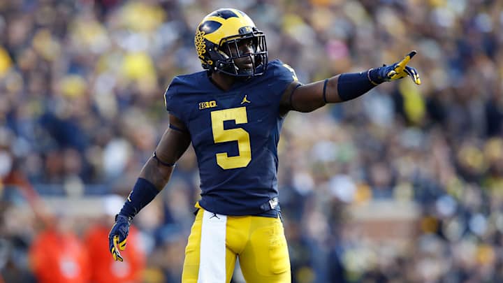 Louisville football Twitter account endorses Jabrill Peppers for Heisman