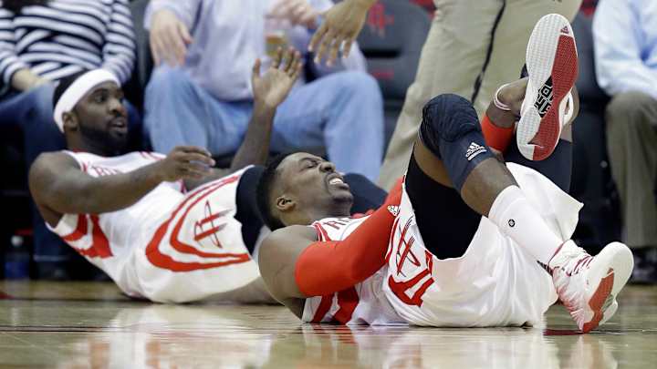 Houston's Howard out for 2nd straight game with ankle injury