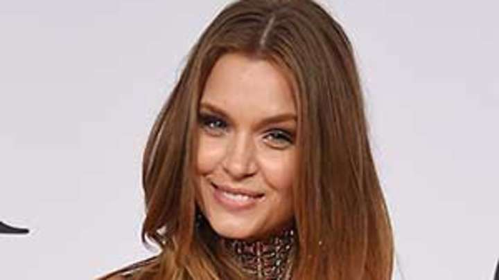 Thursday's PM Hot Clicks: Josephine Skriver; Owl rides horse