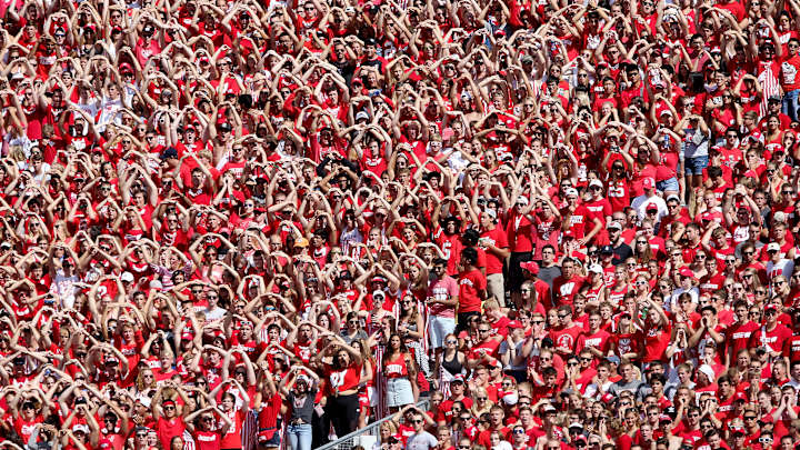 The best College Gameday signs from Wisconsin vs. Ohio State