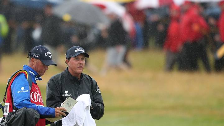 Mickelson leads with good golf and good side of draw