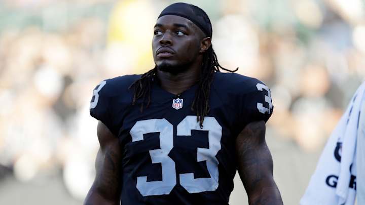 Ravens officially sign RB Trent Richardson Ravens officially sign RB Trent Richardson
