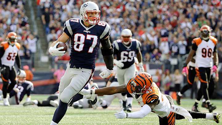 Rob Gronkowski regains his swagger in Patriots' Week 6 win over Bengals Rob Gronkowski regains his swagger in Patriots' Week 6 win over Bengals