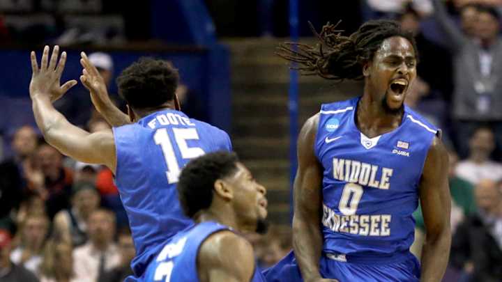 Middle Tennessee St upsets No. 2 seed Michigan State, 90-81