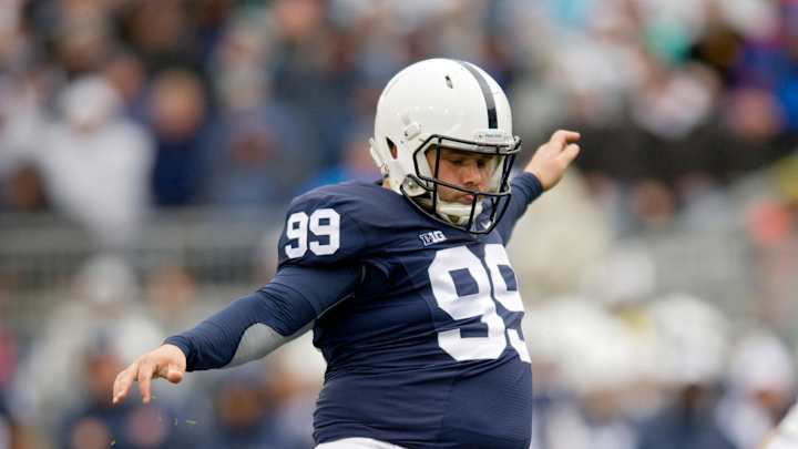 Penn St. kicker says he got treatment for eating disorder