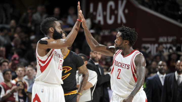 Harden, Rockets rally to stuns LeBron-less Cavs, 106-100