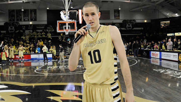 Before his death, Chip Hooper helped his son Max fulfill his sports dreams as a guard at Oakland