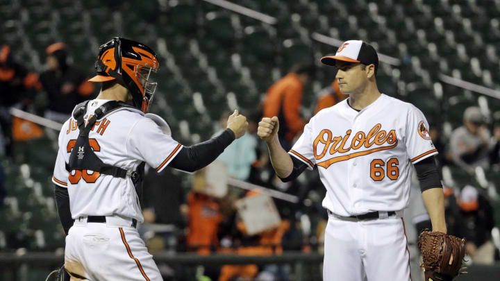 Machado's slam, 5 RBIs lead Orioles over White Sox 10-2