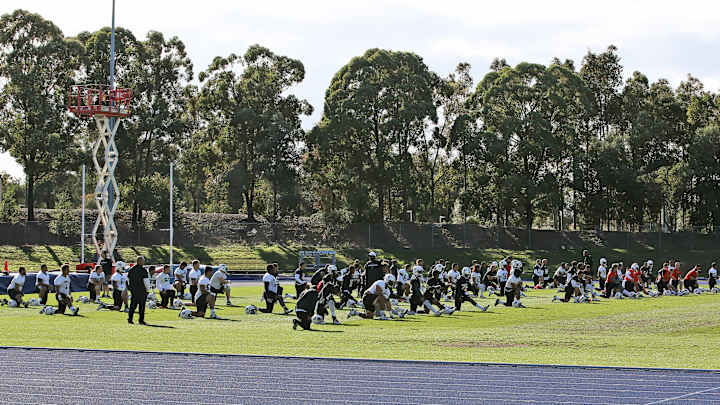 Plenty of  new college football fans for 1st game of season