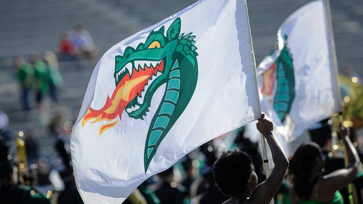 UAB defensive coordinator Duwan Walker resigns UAB defensive coordinator Duwan Walker resigns