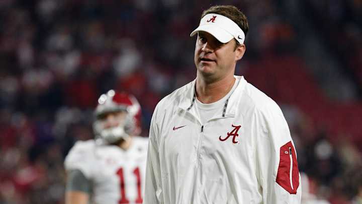 Conflicting reports on whether Houston has hired Lane Kiffin