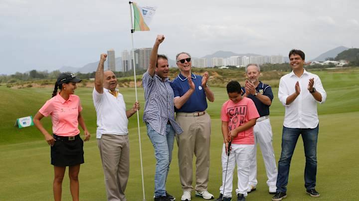 Judge freezes Rio mayor's assets over Olympic golf course