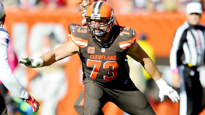 Blanket Coverage: Why Browns' Joe Thomas is happy he wasn't traded to a contender