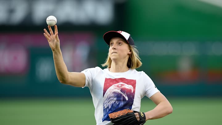 Ledecky enjoying quite a victory tour since starring in Rio