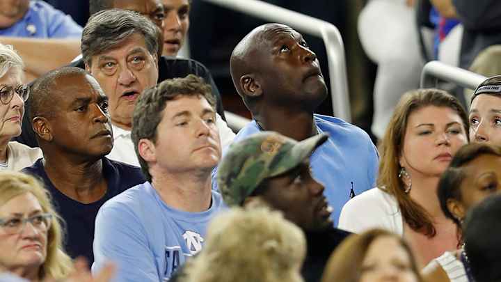 Watch Michael Jordan’s reaction to Kris Jenkins’s buzzer beater