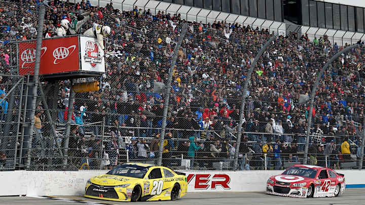 NASCAR's Kyle Larson races clean at expense of first Sprint Cup win