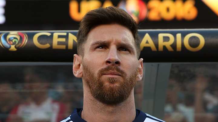 Diego Maradona: Messi ‘doesn't have the personality to be a leader’ Diego Maradona: Messi ‘doesn't have the personality to be a leader’