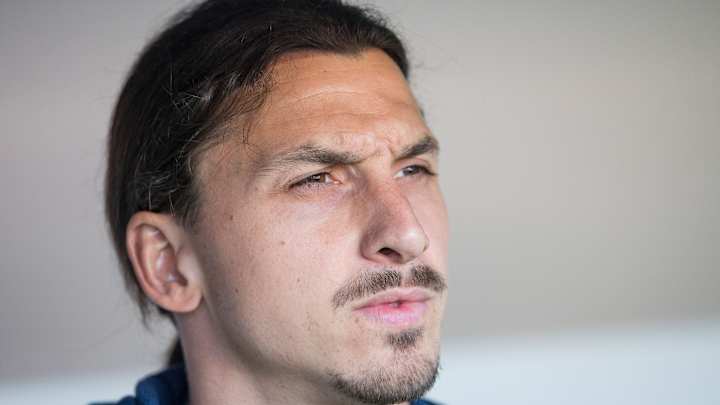 Report: Zlatan Ibrahimovic to sign with Manchester United