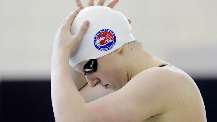 Ledecky turns in another dominating performance in 400 free Ledecky turns in another dominating performance in 400 free