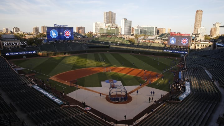 Cubs put left-hander Rob Zastryzny on NLCS roster