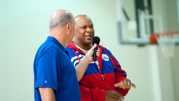 Former NBA center, 76ers assistant Sean Rooks has died