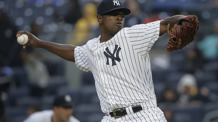 Sale (8-0) pitches 6-hitter as White Sox beat Yankees 7-1