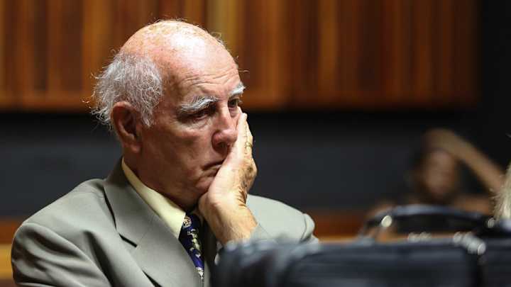 Bob Hewitt expelled from International Tennis Hall of Fame