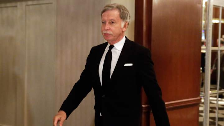 Rams owner Kroenke rips St. Louis market as he seeks LA move