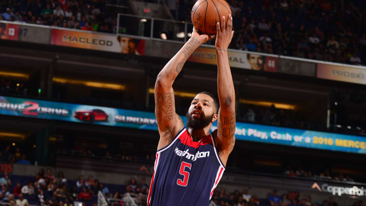 Morris shines in return to Phoenix, Wizards dump Suns 106-99