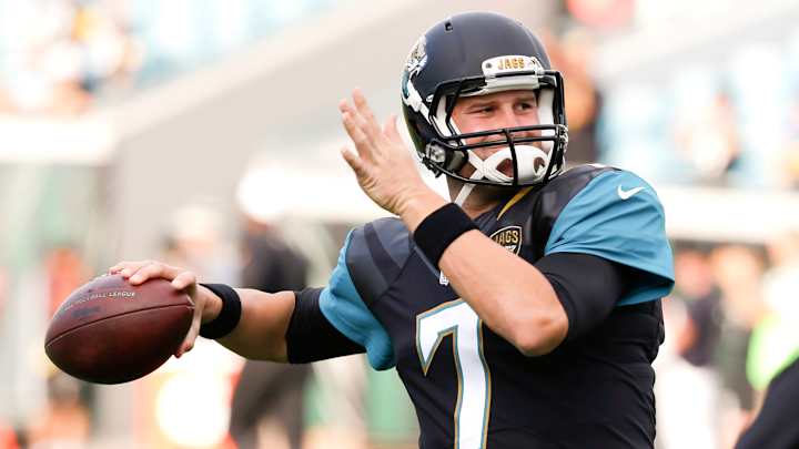 Jaguars QB Chad Henne signs two-year, $8 million deal