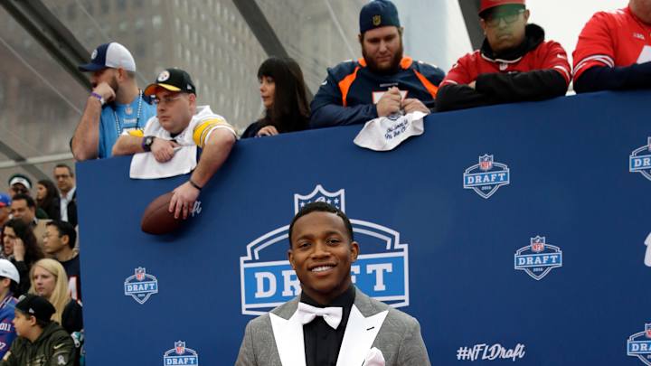 Jets select Ohio State linebacker Darron Lee at No. 20