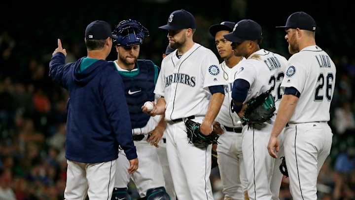 Walks, Naquin lead to 5-3 loss to Indians