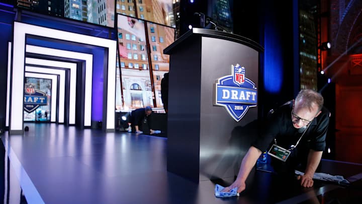 Browns take Ogbah with first pick of 2nd round