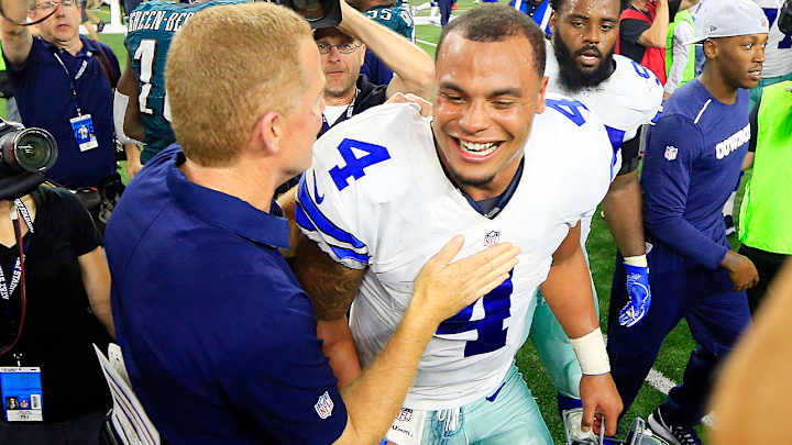 Even amid struggles, Prescott proved he's NFL's best rookie QB in Cowboys' SNF win