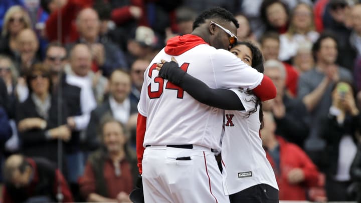 Watch: David Ortiz gets emotional as daughter sings national anthem