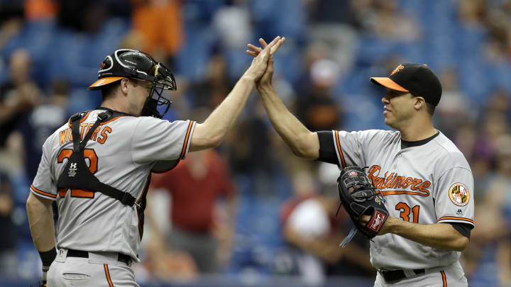 Jimenez throws 2-hitter, Orioles beat Rays 7-3